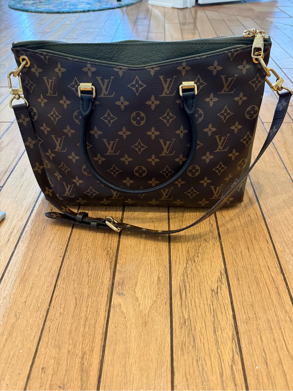 RARE Olive Green calf leather -Pallas MM monogram LV